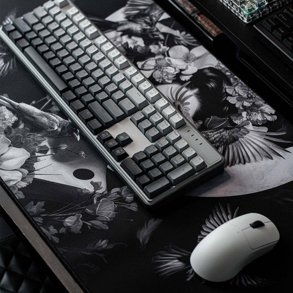 Galatix Yatagarasu Mouse Pad Jepang Waterproof Deskmat Aeesthetics Gaming Mousepad XL XXL 40x90cm x 4mm